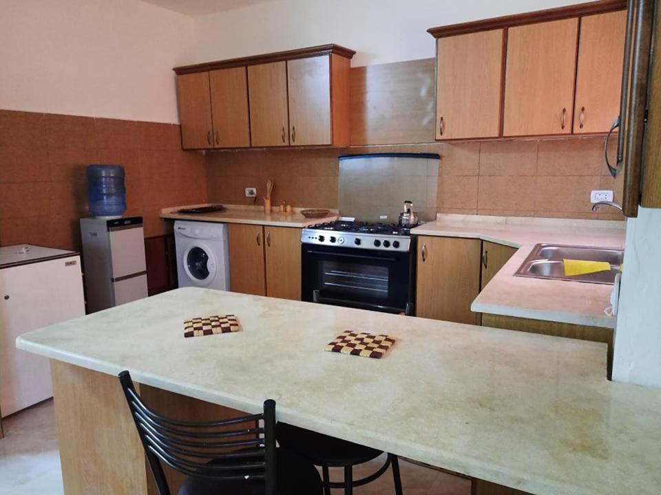Emile Altwal Madaba Apartamento Exterior foto
